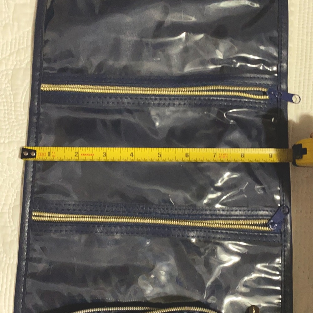 travel case - Picture 12 of 13